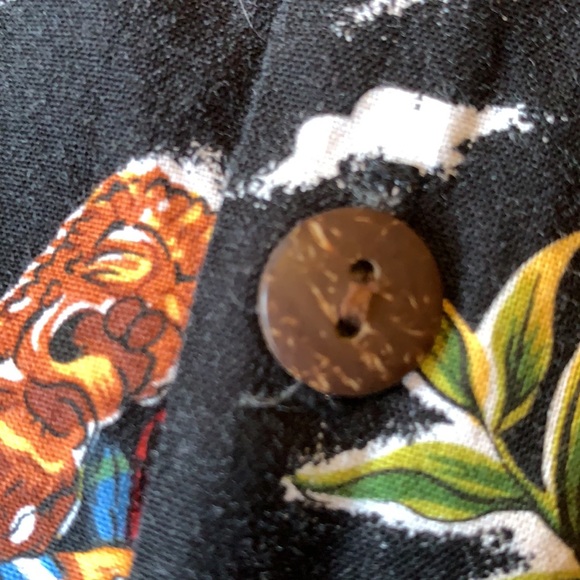 Hawaiian Button Down Onesie 24M - Picture 6 of 7